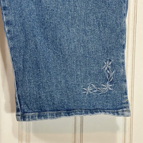 90s Vintage Denim Capri Jeans MEDIUM Floral Decal Retro Casual Hippie - Picture 6 of 6